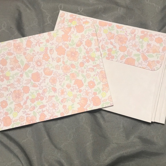 Stationery Set - Picture 3 of 4